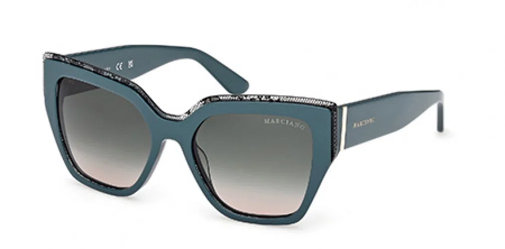 Guess By Marciano 00029 Sunglasses - view 3